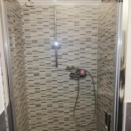 2 Camera Con Cucina Vicino Centro Citta Apartmán