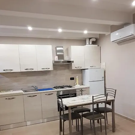2 Camera Con Cucina Vicino Centro Citta Parma